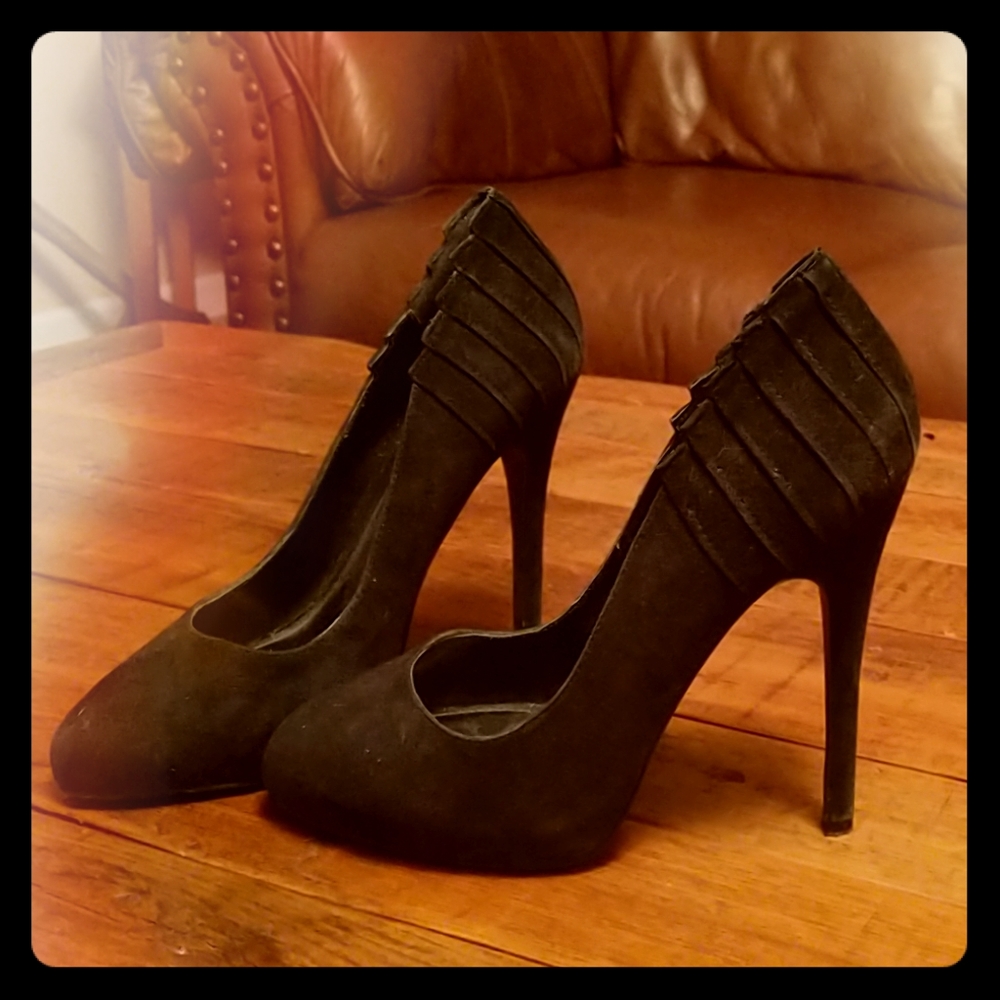 Black Aldo Heels
